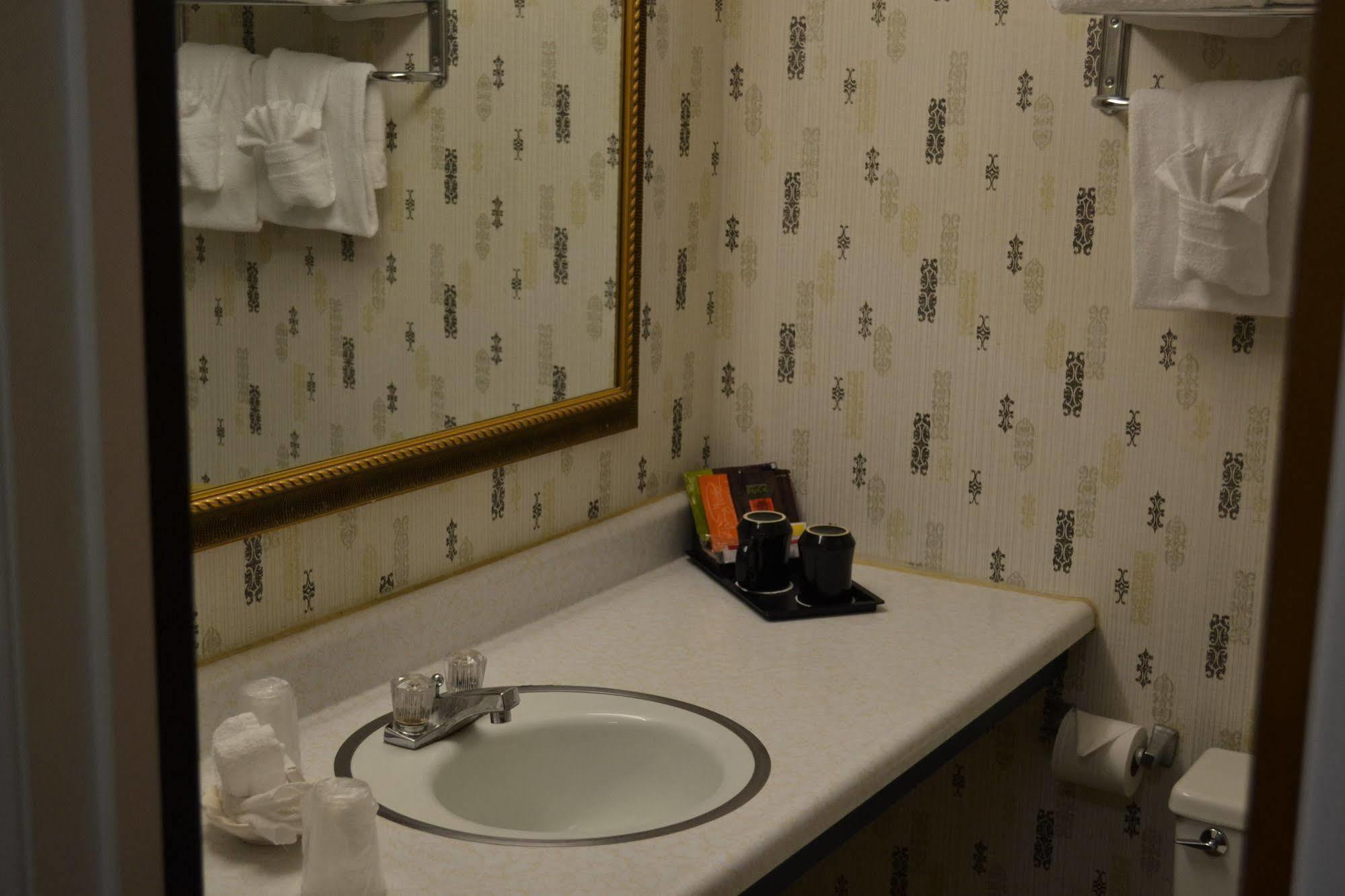Henniker Motel מראה חיצוני תמונה
