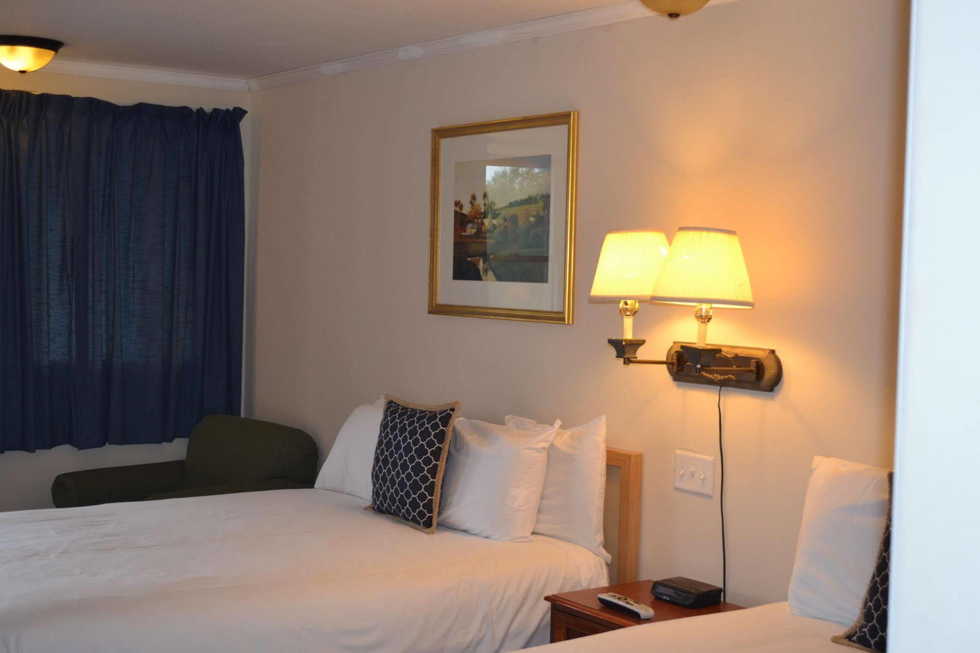 Henniker Motel מראה חיצוני תמונה